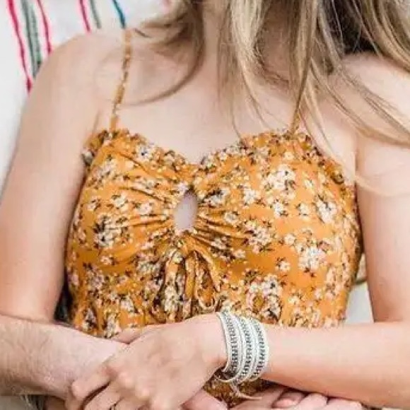 American Eagle Women’s top - Picture 6 of 7